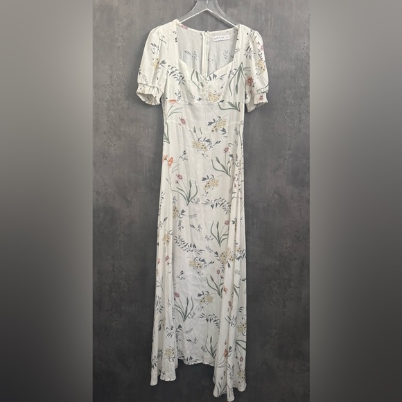 PETAL & PUP FRANKLIN DRESS - WHITE FLORAL - Picture 7 of 9